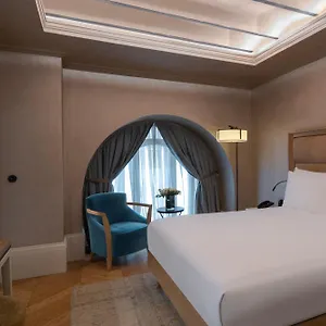 10 Karakoy ***** Istambul