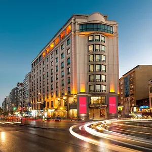 Hotell Ramada Plaza By Wyndham Center (adults Only)
